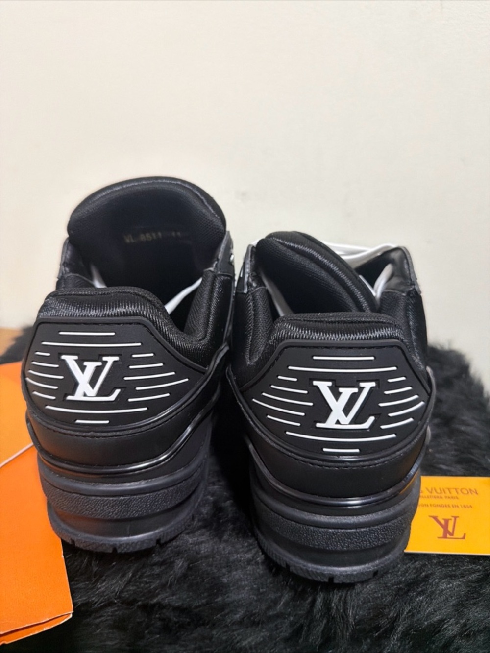 Louis Vuitton Black Leather Low-Top Sneakers with White Laces - Picture 4 of 8